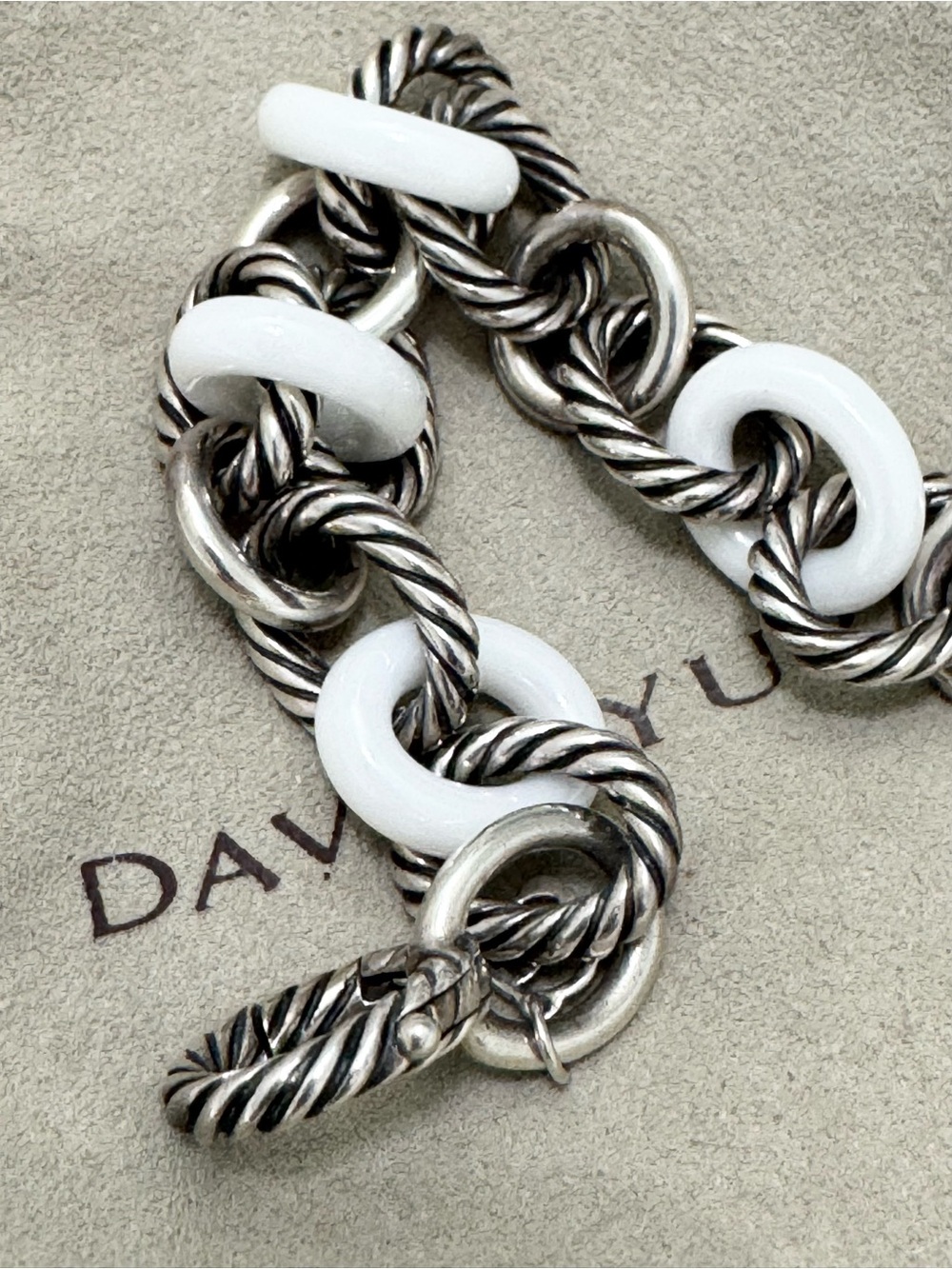 David Yurman Sterling Silver Oval Link Bracelet with White Ceramic Links - Picture 5 of 11